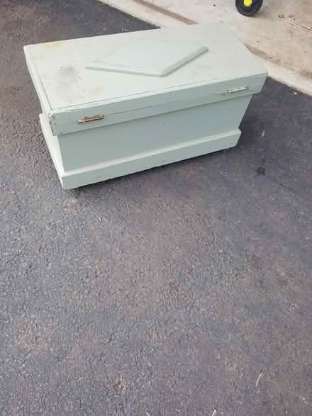 Photo of free Antique wooden small toy chest (Near hwy 29 and 66) #3