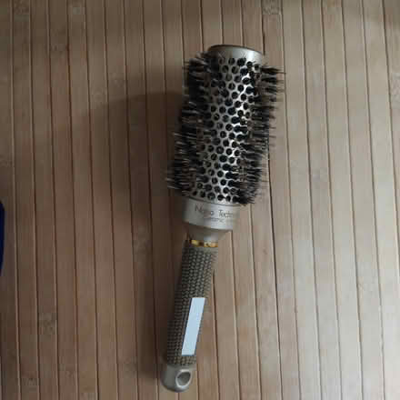 Photo of free Horrid blowdrying brush (Stroud, Uplands area) #1