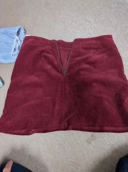 Photo of free Size 10 corduroy skirt -broken zip (Upper clapton) #1