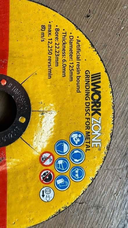 Photo of free Metal & stone cutting disks (Cransley nr Kettering NN14) #3