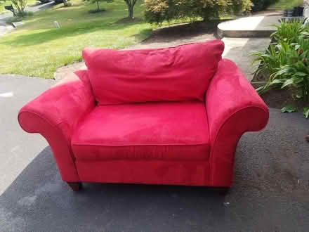 Photo of free Extra wide chair/love seat (Near hwy 29 and 66) #1