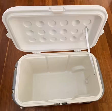 Photo of free Igloo Cooler (Near Rancho San Antonio Park) #3