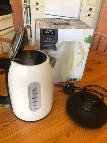 Photo of free Kitchen equipment (Tickenham BS21) #2