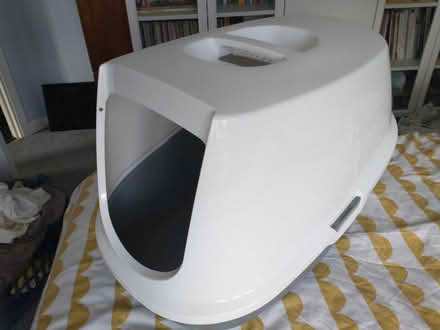Photo of free Hooded cat litter tray (Salfords, Redhill RH1 5) #1