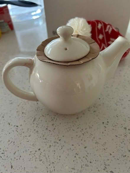 Photo of free Tea pot and mug set (Royston, by the station (SG8)) #2