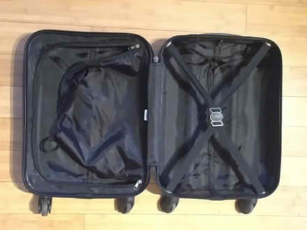 Photo of free Carry-on suitcase π§³ (Hackney E9) #2