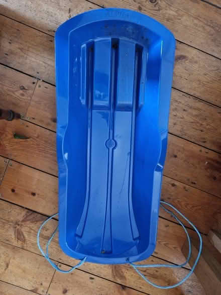 Photo of free Sledges (GU12) #1