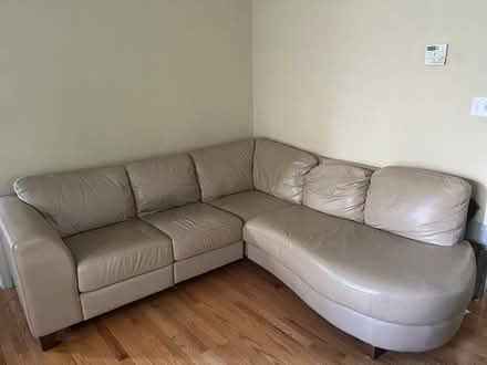 Photo of free Pallister 3pc leather sectional (Methuen MA on Salem NH line) #1