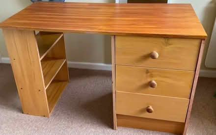 Photo of free Desk (Selsey PO20) #1