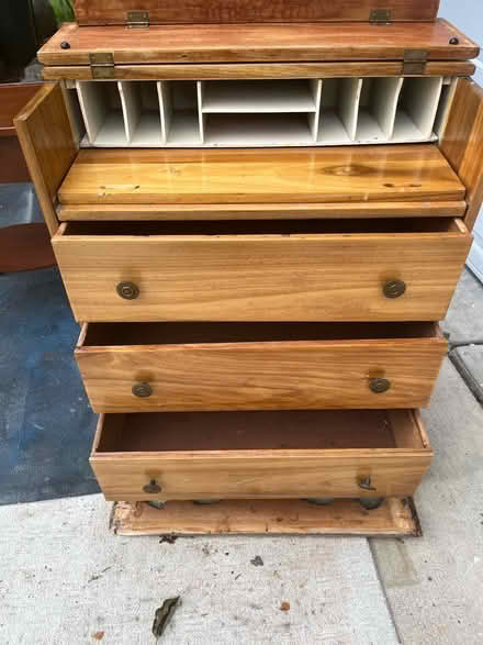 Photo of free Antique secretary desk (Canton-Sheldon/Ford) #3
