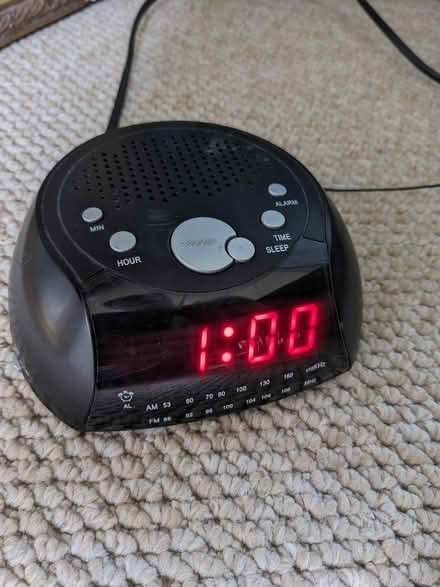 Photo of free Radio alarm clock (Botley OX2) #1