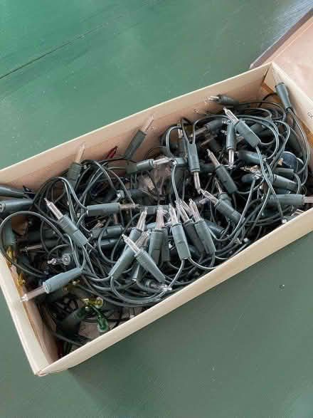 Photo of free 2x Christmas lights (Hendon, NW4, Brent Street) #1