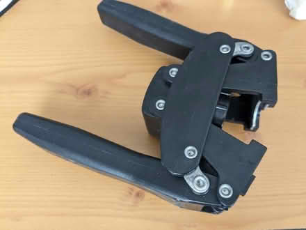Photo of free Beer bottle capping tool (For homebrewing) (Kingsholm GL1) #1