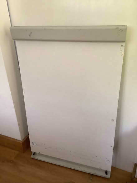 Photo of free Flipchart stand with extendable arms (Oxhey Hall WD19) #2