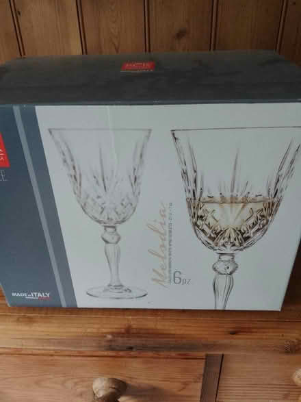 Photo of free 4 wine glasses (Salt, ST18) #1