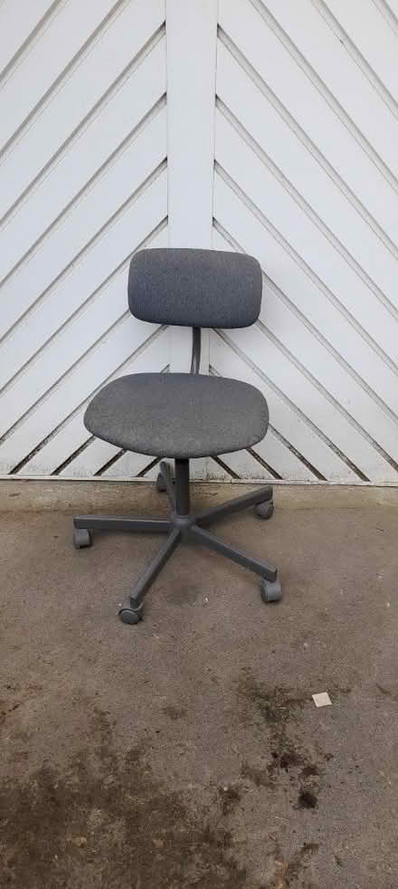 Photo of free Office chair on wheels (GU9) #1