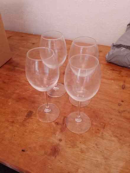 Photo of free 4 large wine glasses (Salt, ST18) #1