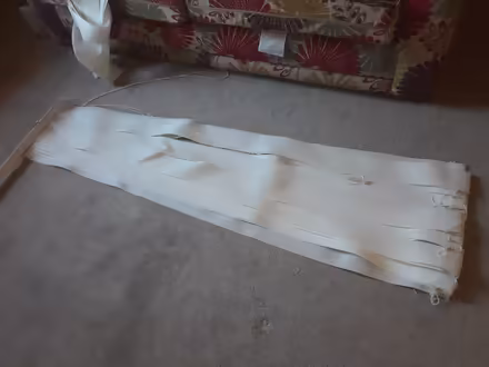 Photo of free Pair white blinds (Glasgow Craigton) #1