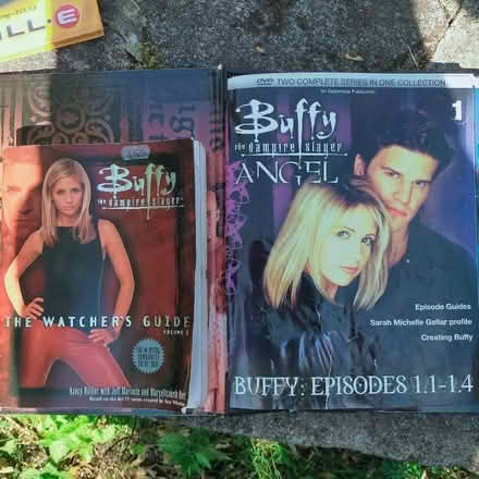 Photo of free Buffy Watchers Guide and Angel Episode Guide (Prittlewell SS2) #1