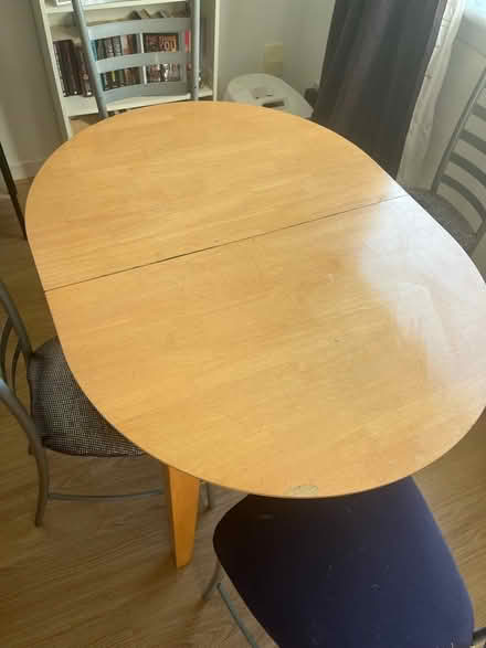 Photo of free Table and 4 chairs (EH54) #1