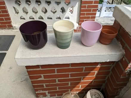 Photo of free Flower Pots, soil & vermiculite (Brooklyn, Kings Plaza Vicinity) #3