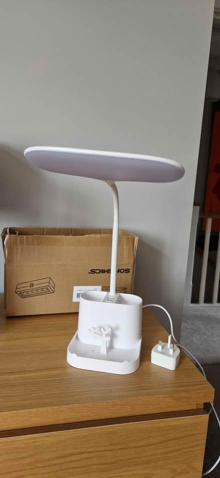 Photo of free LED Desk / Task Lamp (Kidlington OX5) #3