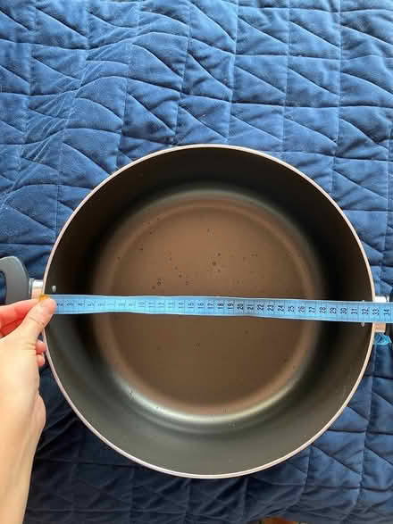 Photo of free Nonstick cooking pot 7-8L with lid (Mitcham) #1