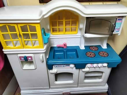 Photo of free Child's play kitchen and food (Arnold NG5) #2