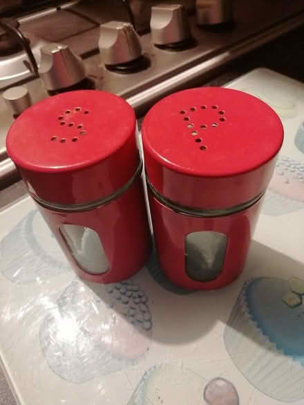 Photo of free Salt and pepper pots (Hollybrook SO16) #1