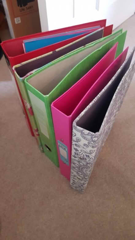Photo of free A4 ring binders x5 (Stepney E1) #1