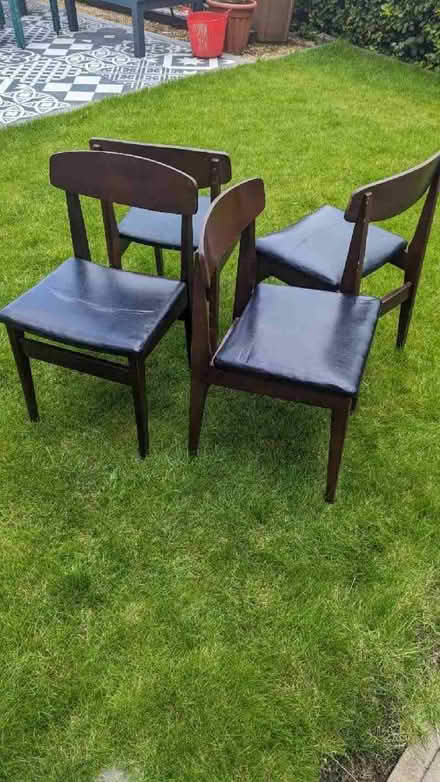 Photo of free 4 late 60s early 70s dinning chairs (Darley Abbey DE22) #2