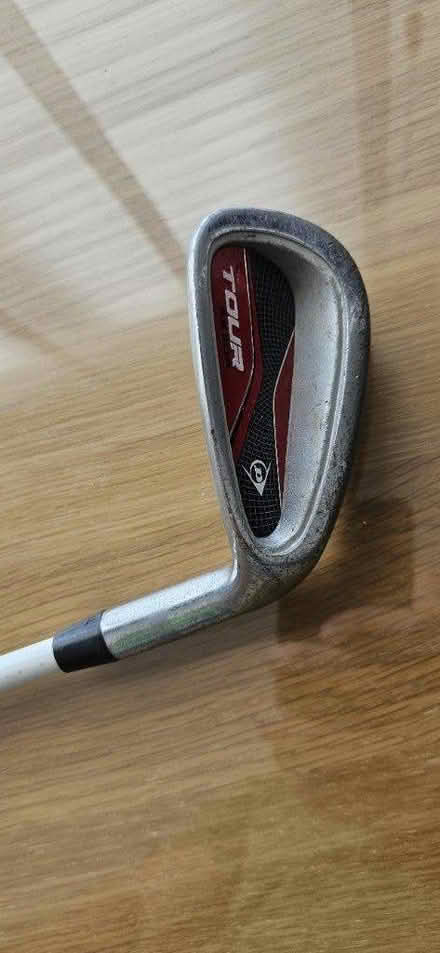Photo of free Dunlop Tour Junior Sandwedge RH (Ash, GU12) #2