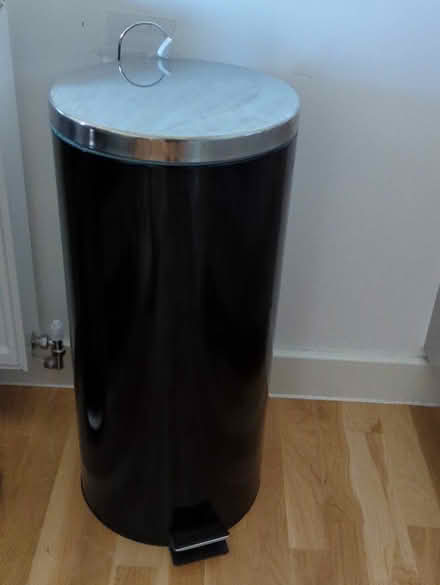 Photo of free Bin 25 litres (Seven Sisters N15) #1