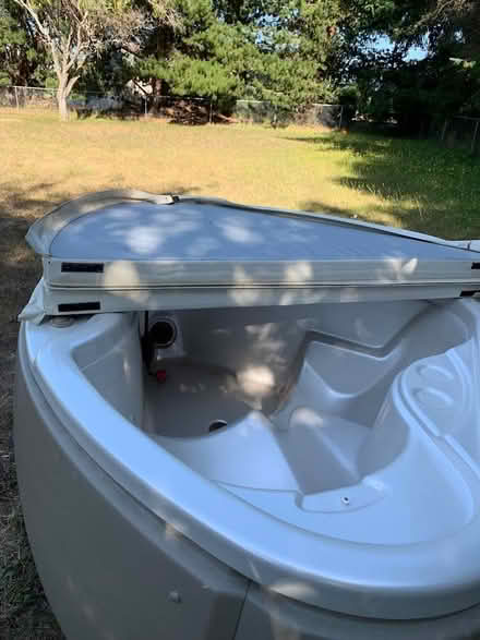Photo of free beautiful whirlpool (Sequim) #1