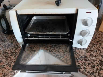 Photo of free Toaster oven (319 Merton st) #1