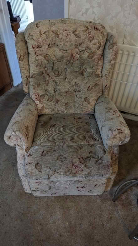 Photo of free Manual recliner (BH10) #2