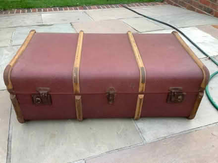 Photo of free Vintage trunk (TW12) #2
