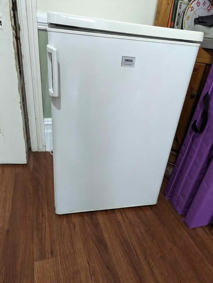 Photo of free Under-counter Fridge, Zenussi (Streatham Common SW16) #1