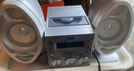 Photo of free Ferguson Mini Hi-fi system (radio works, CD not?) (Great Dunmow CM6) #1