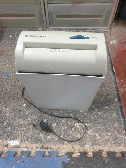 Photo of free paper shredder (Ditcheat BA4) #1