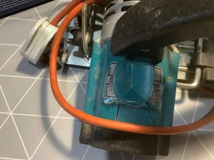 Photo of free Circular saw and spare blades (Great Preston WF10) #3