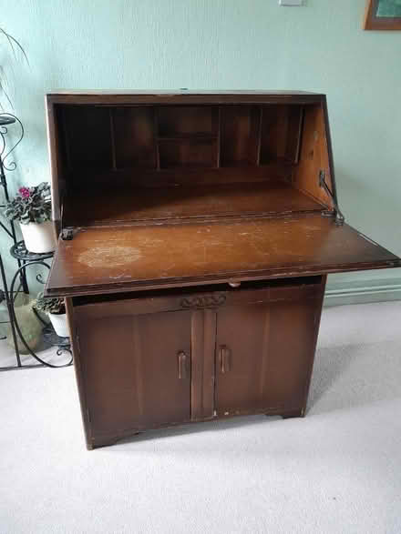 Photo of free Bureau (Burbage) #2