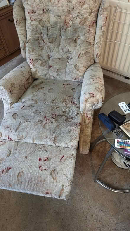 Photo of free Manual recliner (BH10) #4