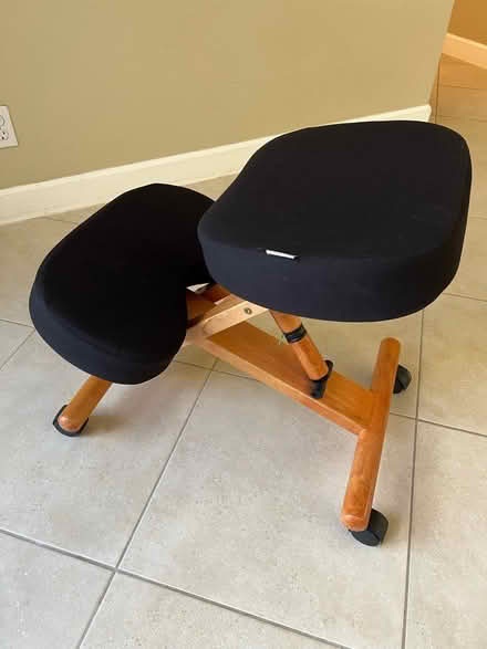 Photo of free Yoga chair - Tempur-pedic (North Springs subdivision) #2