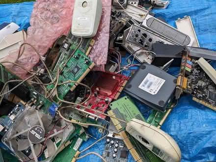 Photo of free computer junk (dawlish) #2
