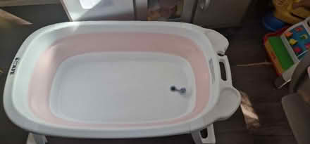Photo of free Folding baby bath (Croydon, CR0 2) #1