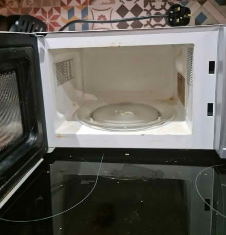 Photo of free Microwave 700w (Broughton CH4) #2