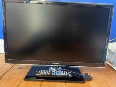 Photo of free TV (Buckland Dinham BA11) #1