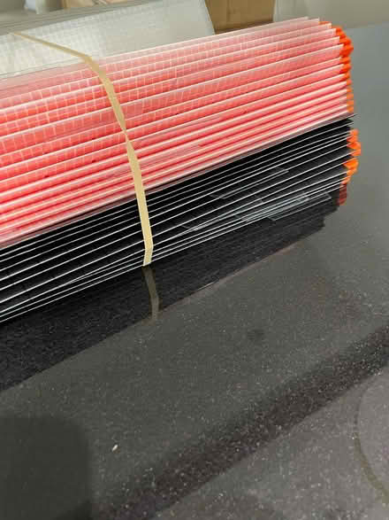 Photo of free IKEA desk files (Hinstock) #1