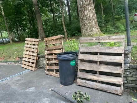 Photo of free 5 wooden pallets (Annandale, VA) #2